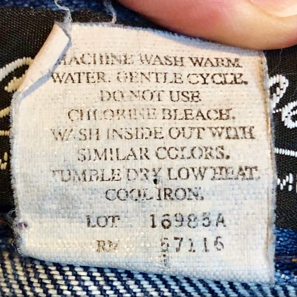 ❌SOLD❌ Vintage 12” high rise mom bootcut jeans - Picture 7 of 8